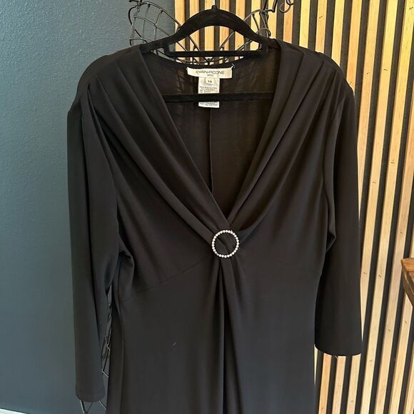 Cocktail dress, sz 14 - Picture 4 of 4